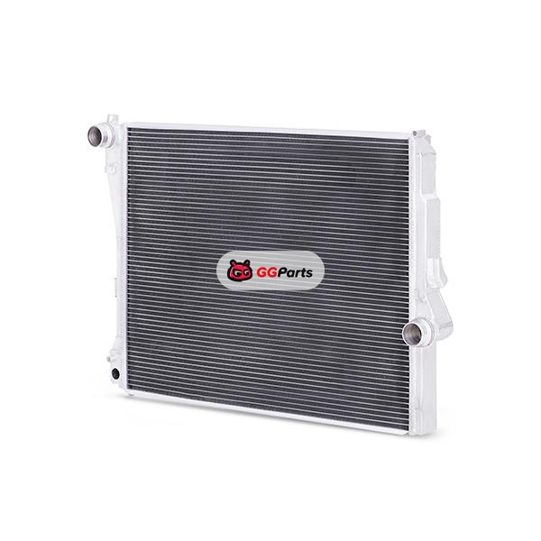 Mishimoto MMRAD-E46-323A MISHIMOTO Performance Алюминиевый радиатор 38 мм BMW 323i/325i/328i/330i E46 (АT) 1999-2006