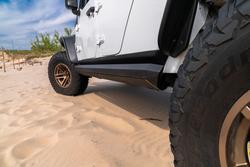 AMP Research 77122-01A