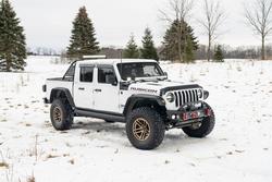 AMP Research 77135-01A