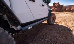 AMP Research 77135-01A