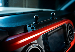 Cali Raised LED CR3086