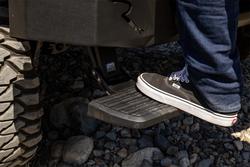 AMP Research 75321-01A