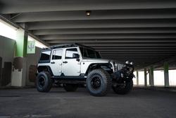 DV8 Offroad RRJK-03