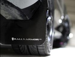 Rally Armor MF22-UR-BLK/WH
