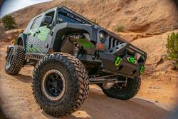 DV8 Offroad INFEND-01FB