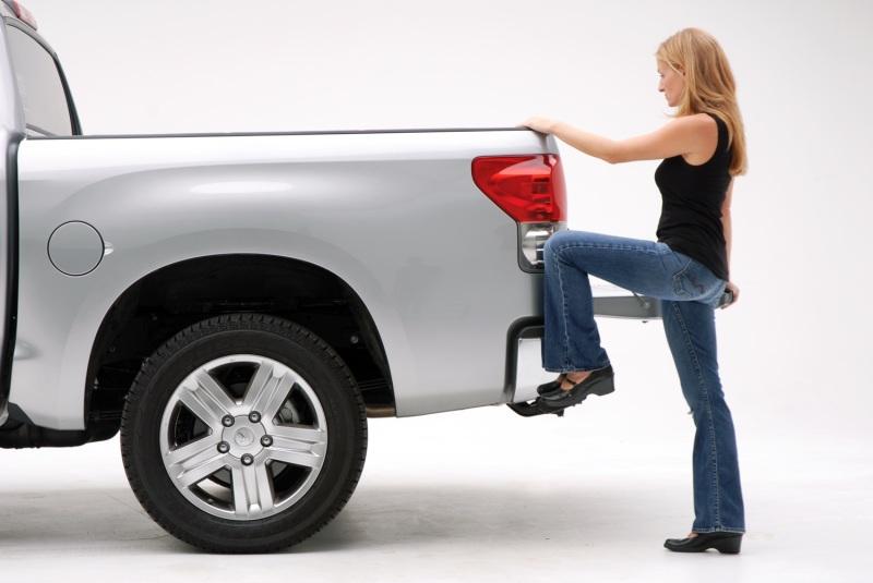 AMP Research 75305-01A