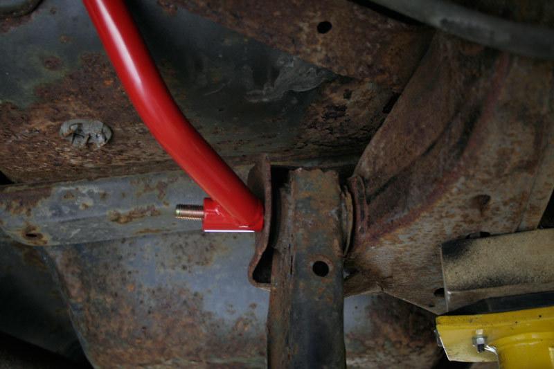 UMI Performance 3028-B