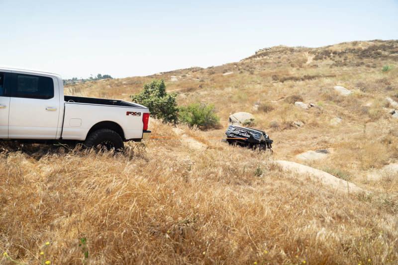 DV8 Offroad UNSK-01BL