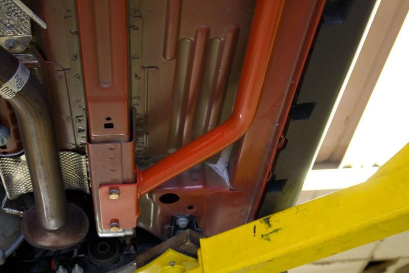 UMI Performance 1052-R