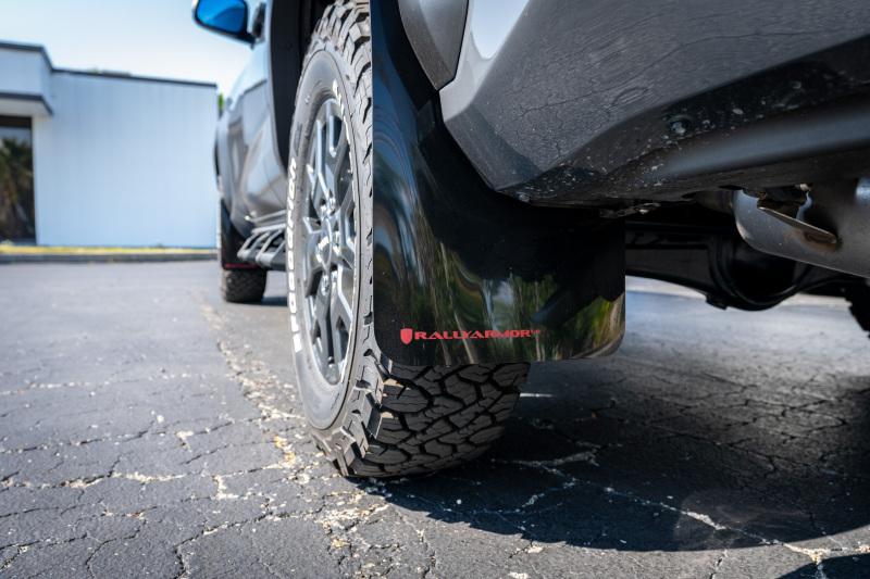 Rally Armor MF148-UR-BLK-WH