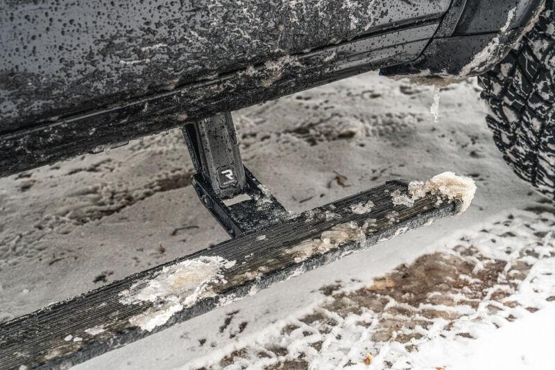 AMP Research 78240-01A