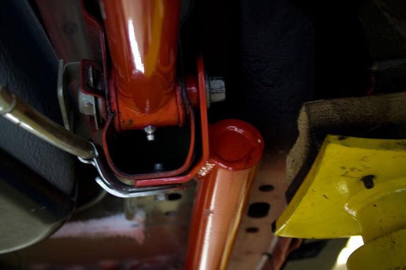 UMI Performance 1052-R