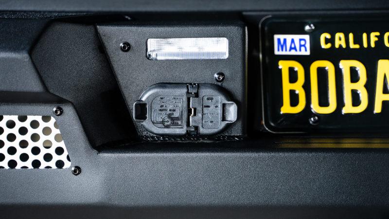 DV8 Offroad RBTT2-04