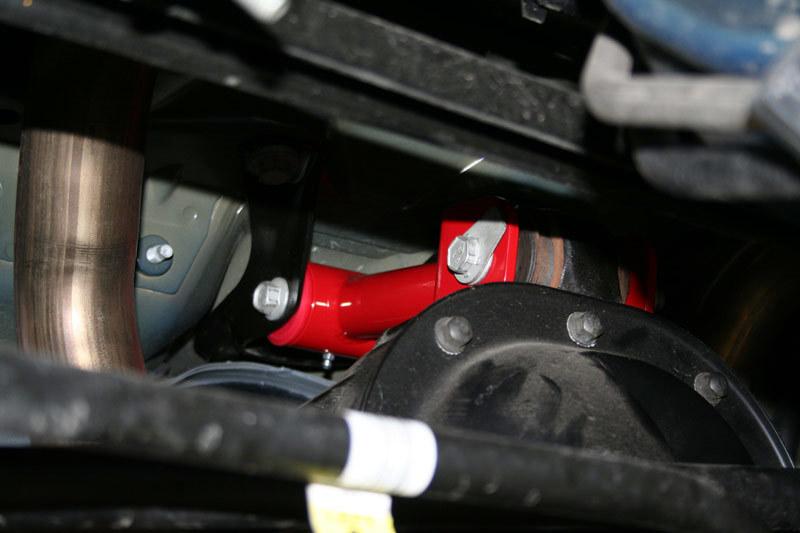 UMI Performance 1046-B