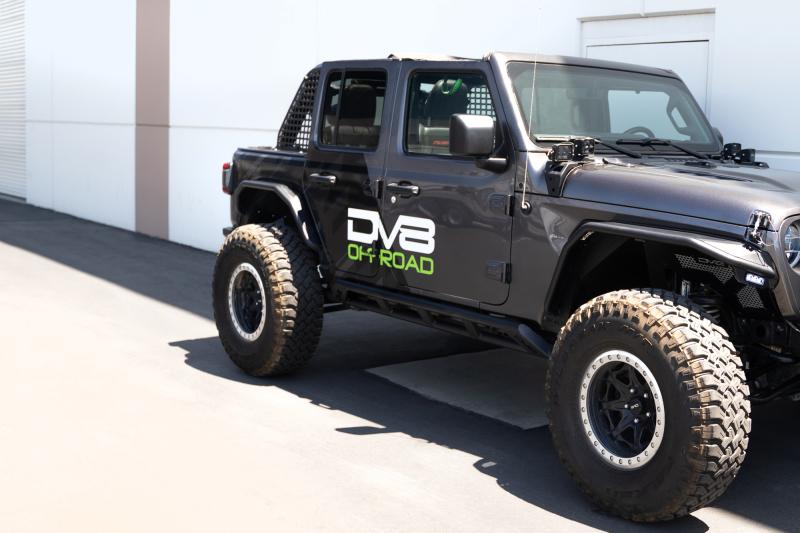 DV8 Offroad SRJL-07