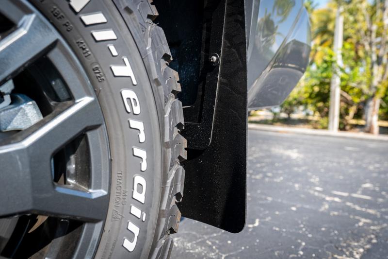 Rally Armor MF148-UR-BLK-WH