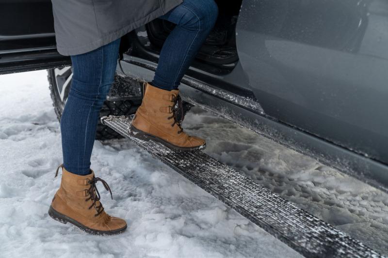 AMP Research 76254-01A