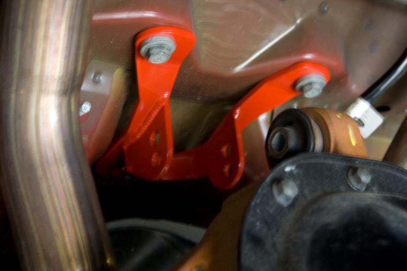 UMI Performance 1045-B