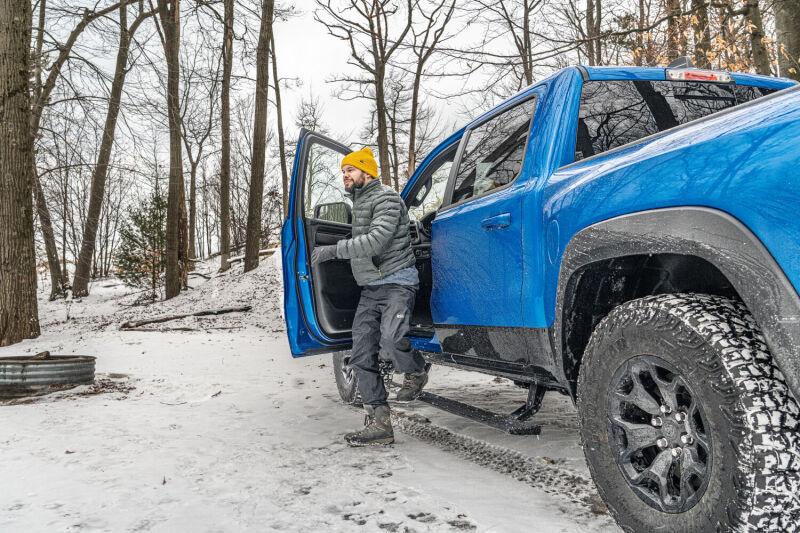 AMP Research 78240-01A