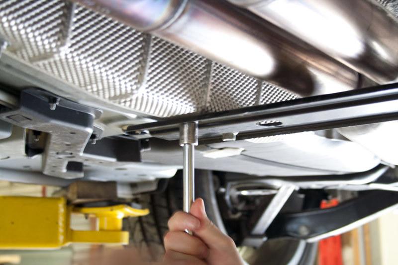 UMI Performance 2500-B