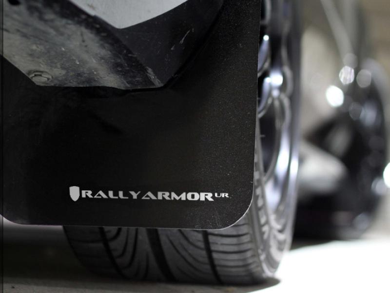 Rally Armor MF6-UR-BLK/WH
