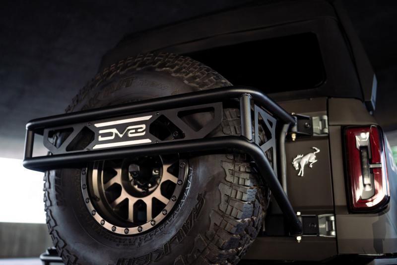 DV8 Offroad TCBR-01