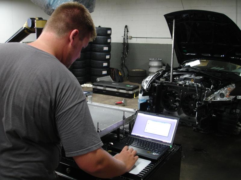 Mishimoto MMRAD-370Z-09