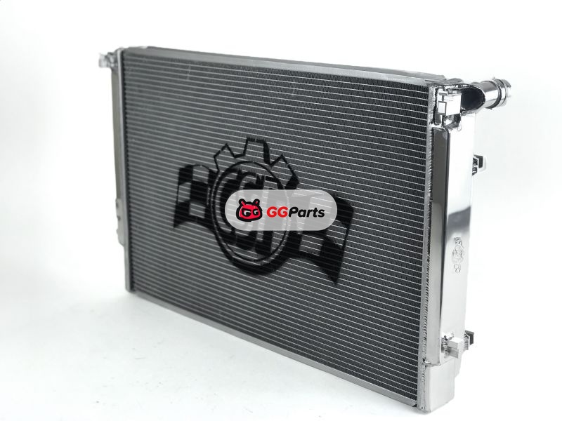 CSF 7084 CSF Алюминиевый радиатор 42 мм Audi A3/S3 8V / TT 8S / Seat Leon Cupra 5F / Skoda Octavia vRS 5E / VW Golf GTi/R MK7 MQB